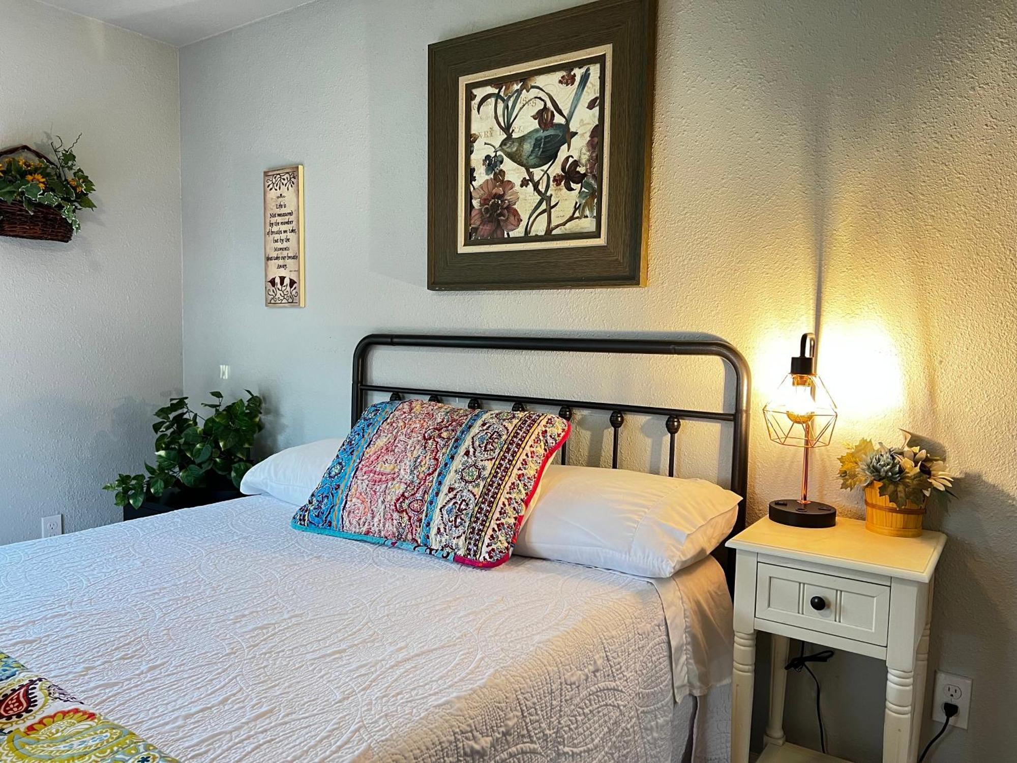Boho Bliss- Cozy Private Room 2 Miles From Alamodome! San Antonio Luaran gambar